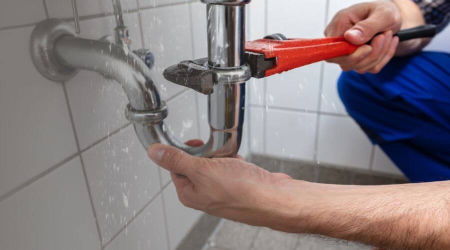 Expert burst pipe repair services in Chinquapin, NC